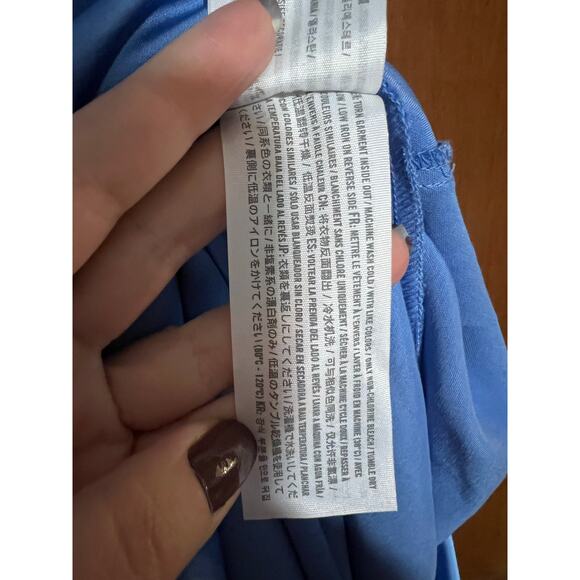 NWT Abercrombie & Fitch Satin Flutter Sleeve Maxi Dress Blue V-Neck Ring Size MT - Picture 9 of 12